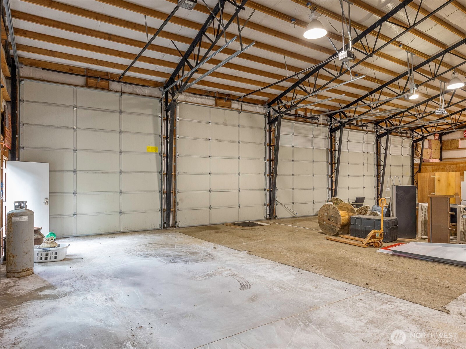 10234 Rhody Drive Property Photo 6
