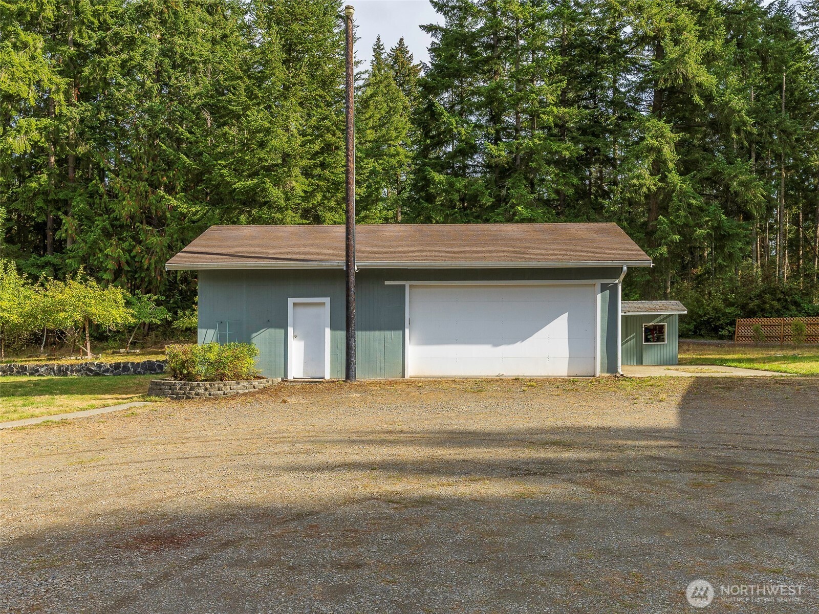 10234 Rhody Drive Property Photo 9