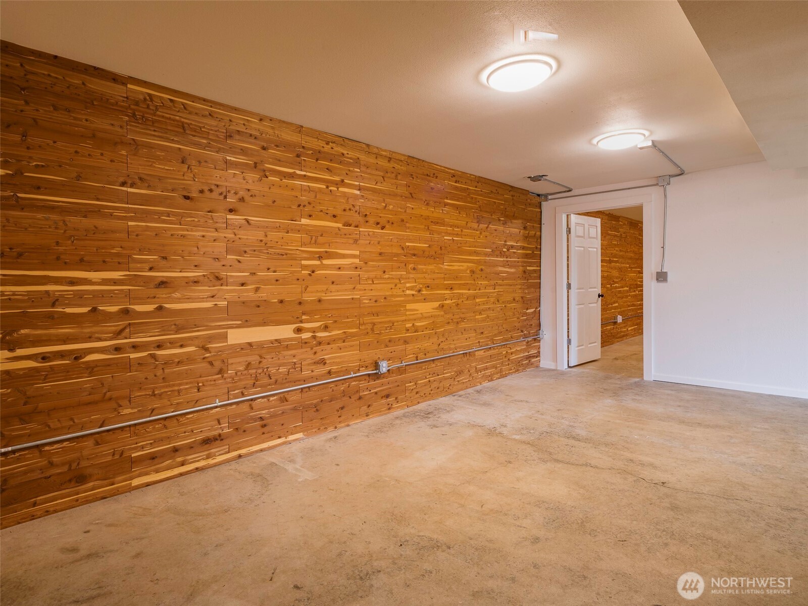10234 Rhody Drive Property Photo 21