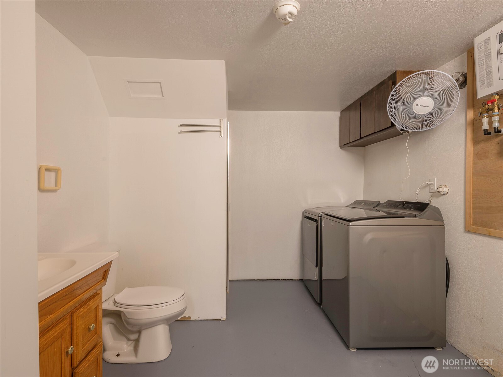 10234 Rhody Drive Property Photo 24
