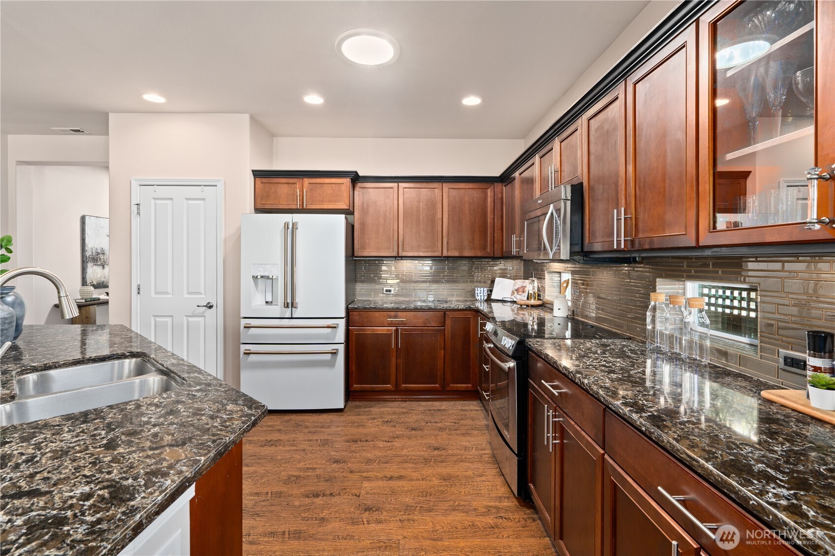 14509 Knoll Park Drive Property Photo 10