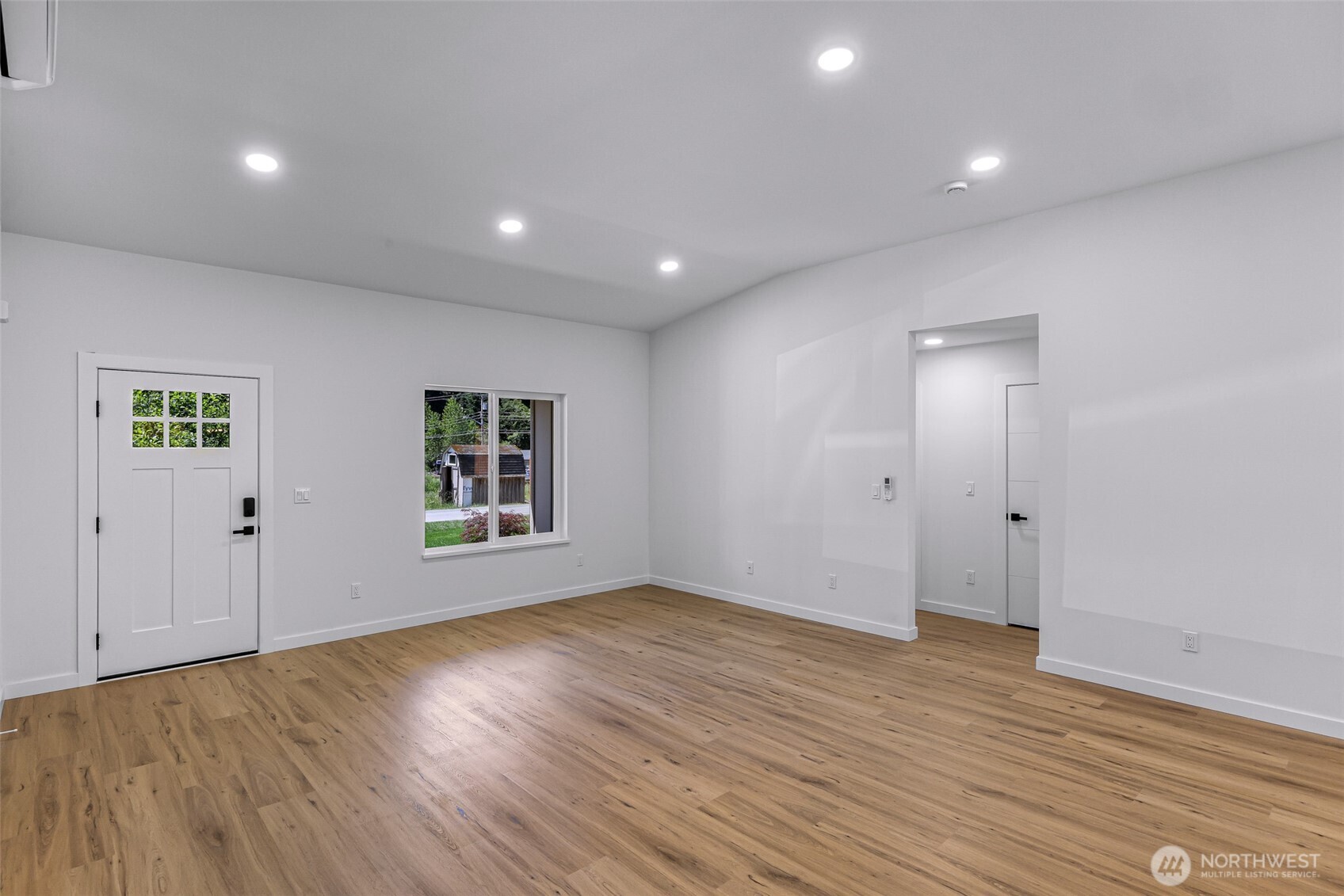 7934 Oregon Trail Property Photo 4