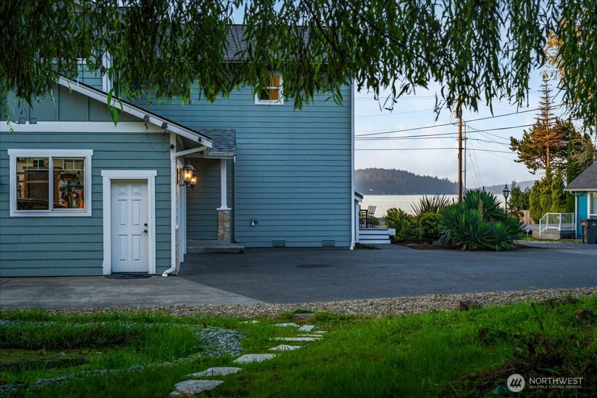 1374 Ahlstrom Road Property Photo 29