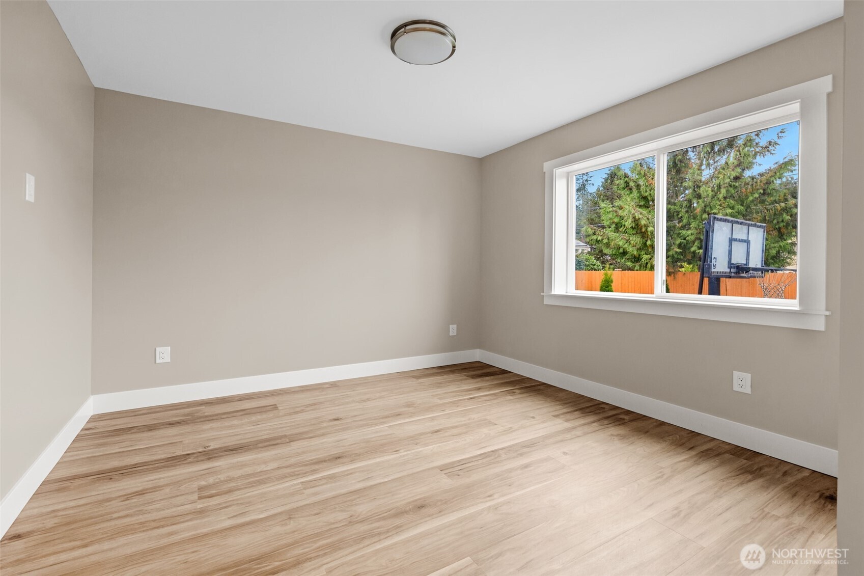 124 167th Place Property Photo 27
