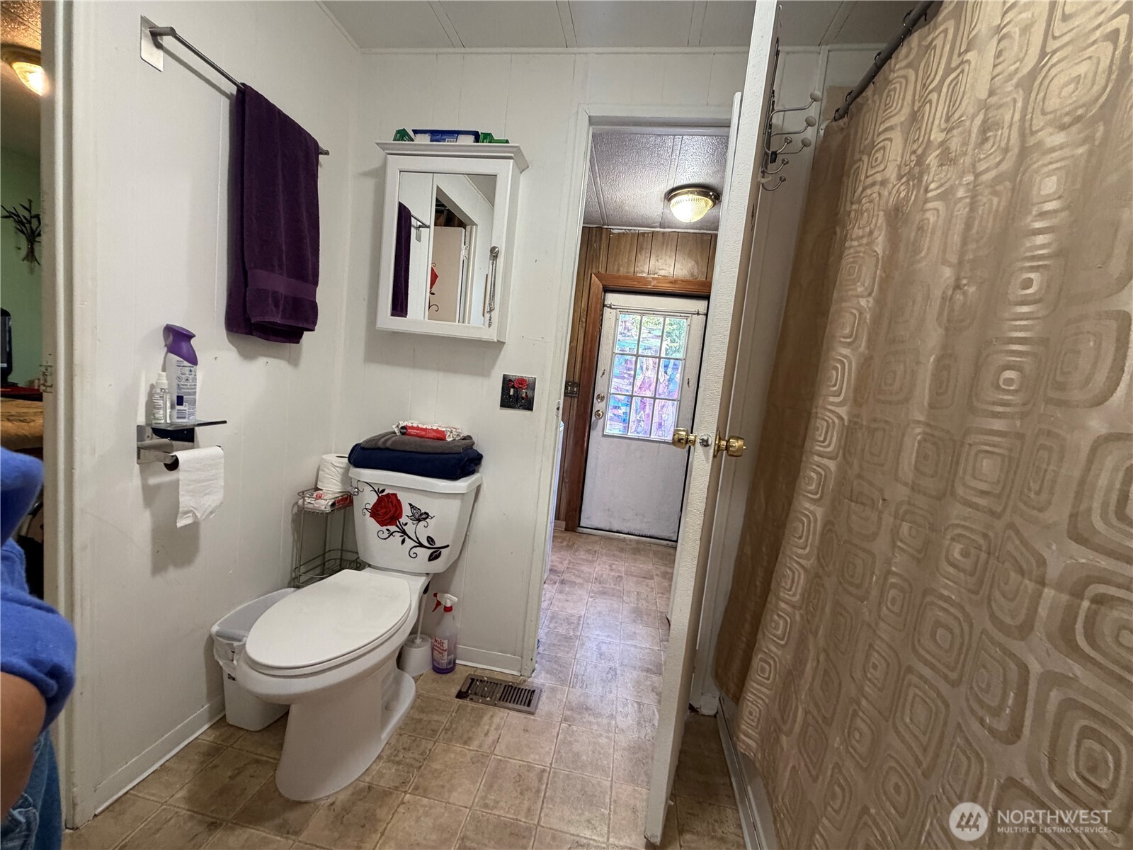 10515 Woodinville Drive 97 Property Photo 10