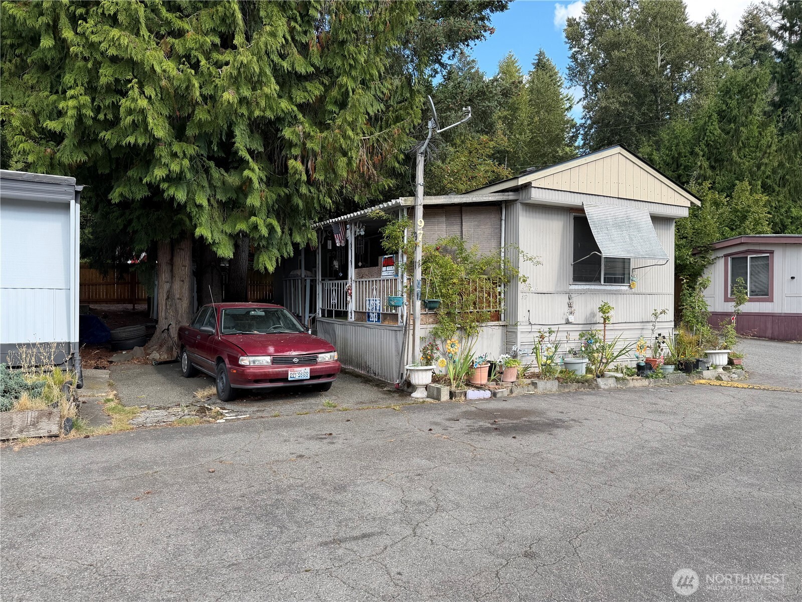 10515 Woodinville Drive 97 Property Photo 16