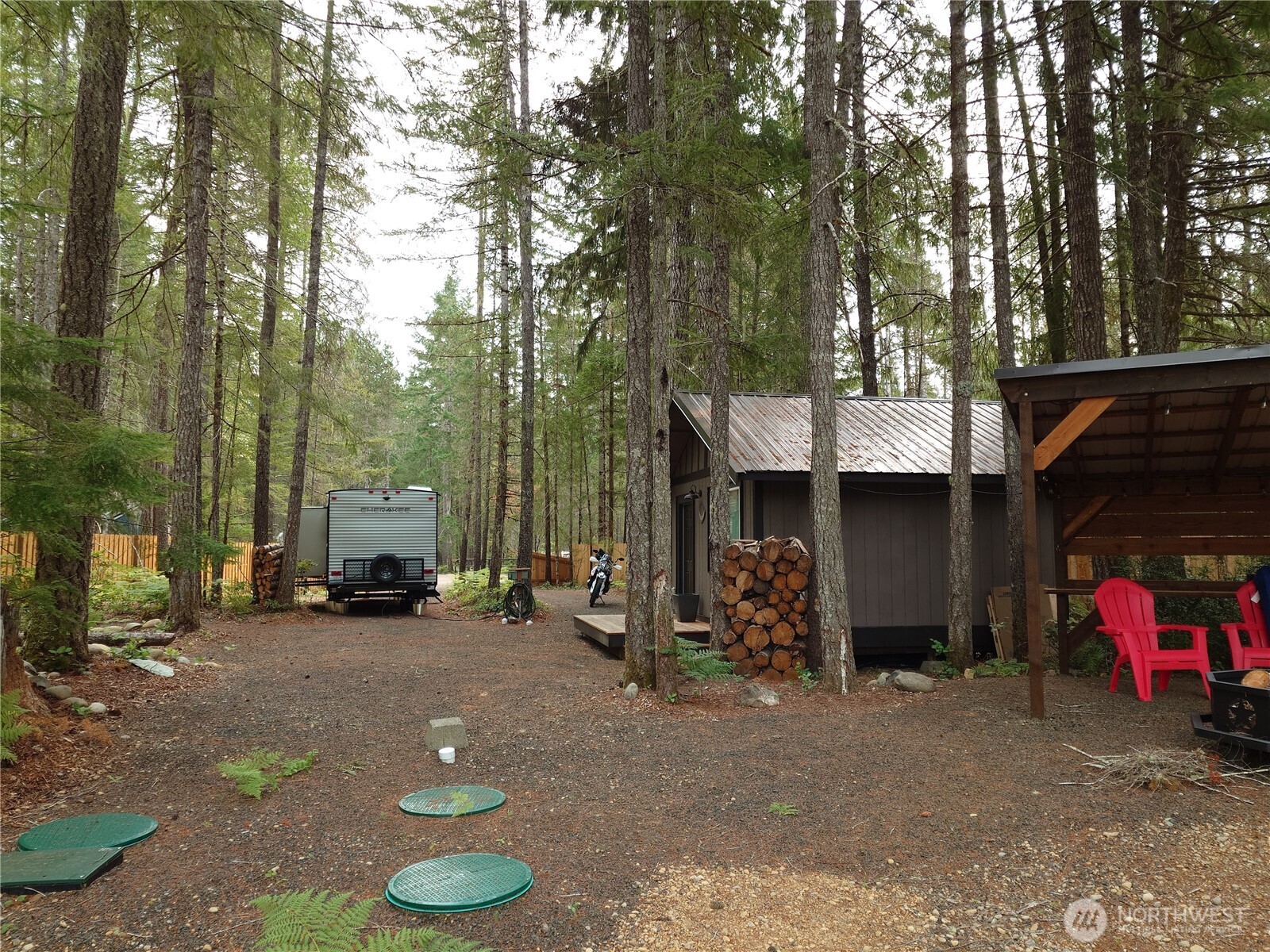 80 N Kings Way Property Photo 15