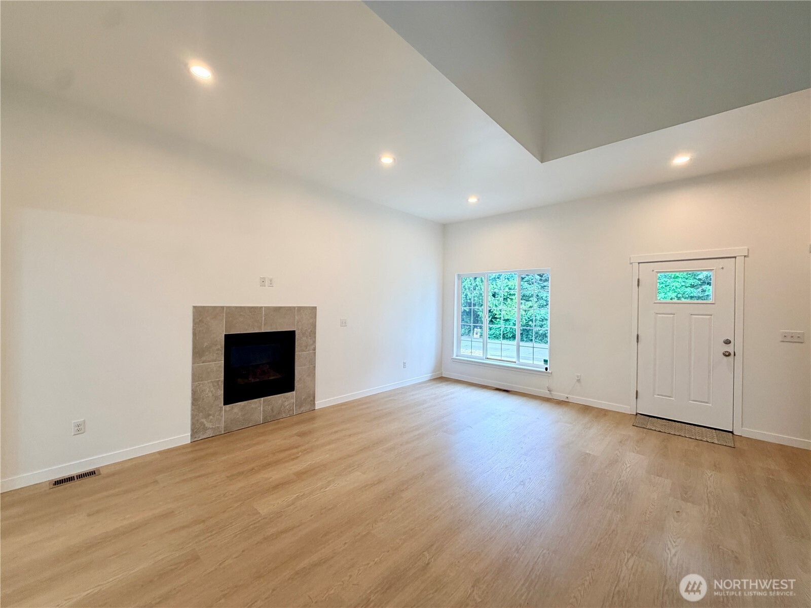 1034 S 74th Street Property Photo 5