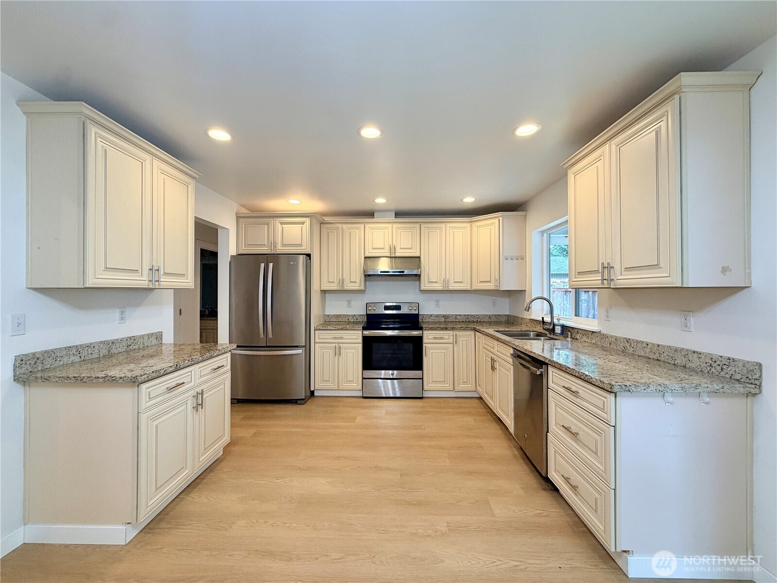 1034 S 74th Street Property Photo 8