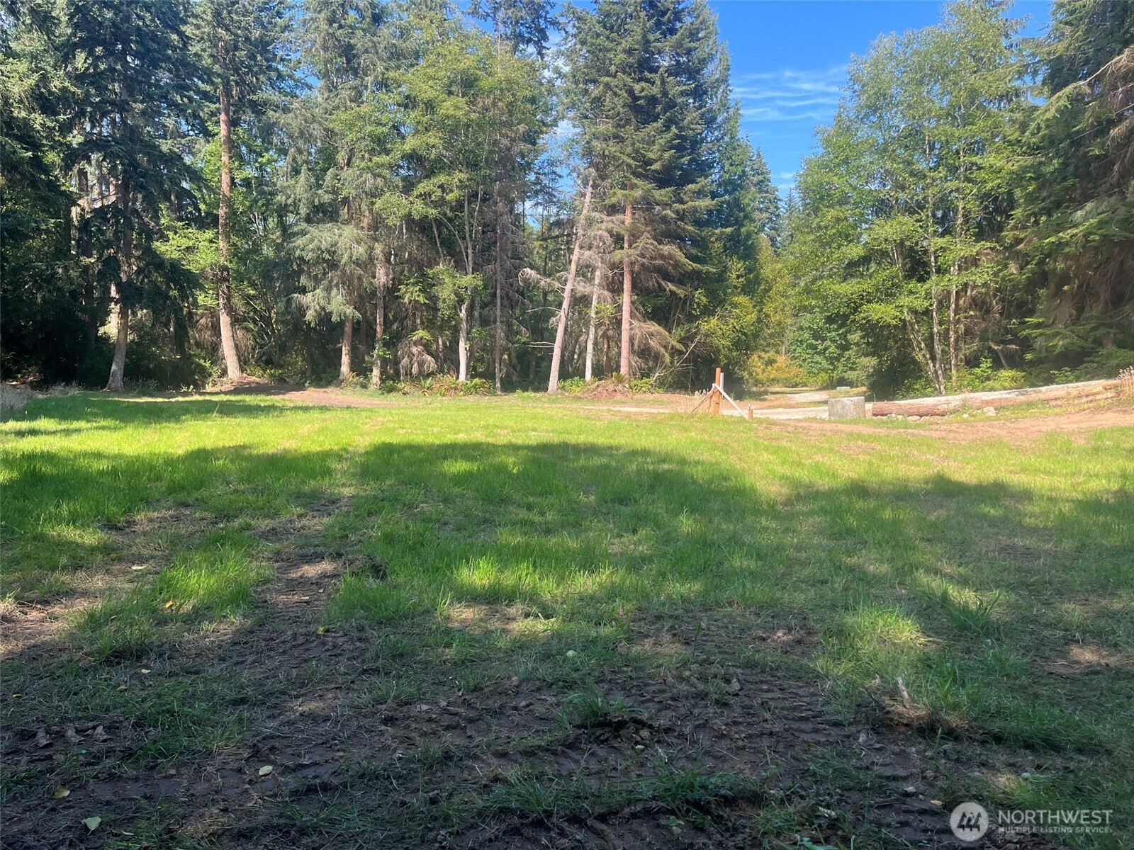659 Castell Drive Property Photo 6