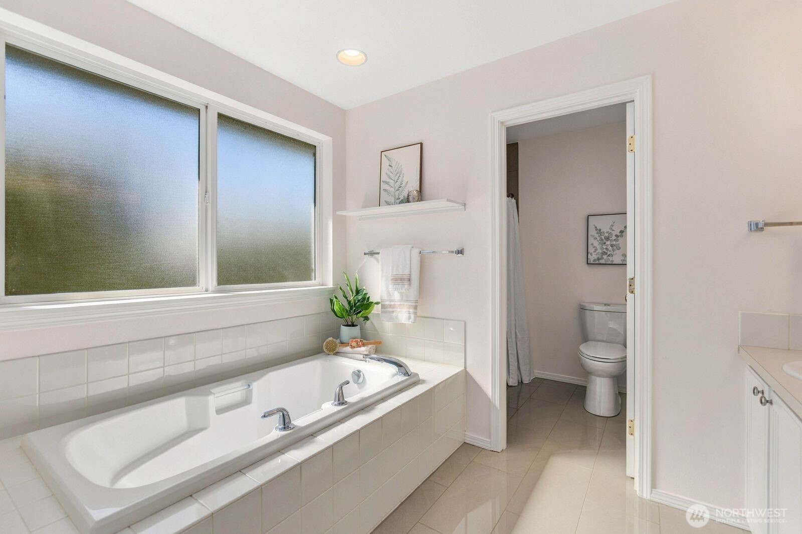 5622 46th Avenue Property Photo 22