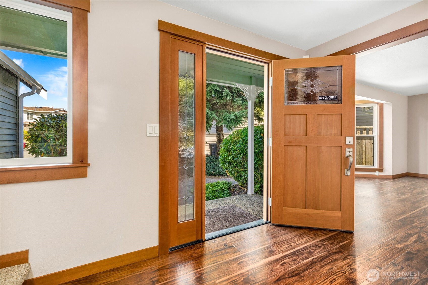 833 15th Court Property Photo 3