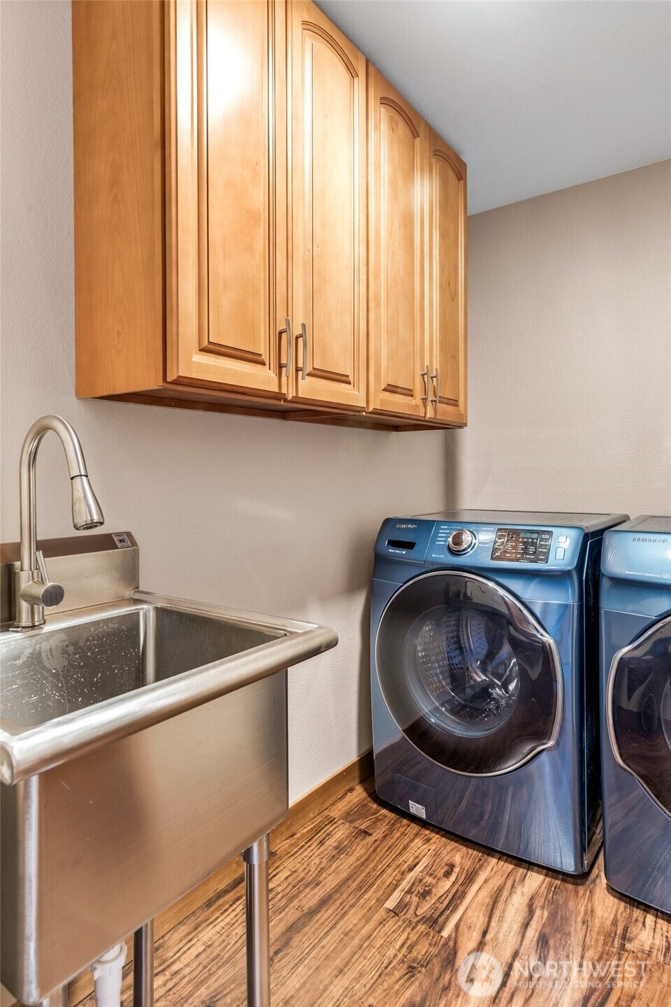 833 15th Court Property Photo 18
