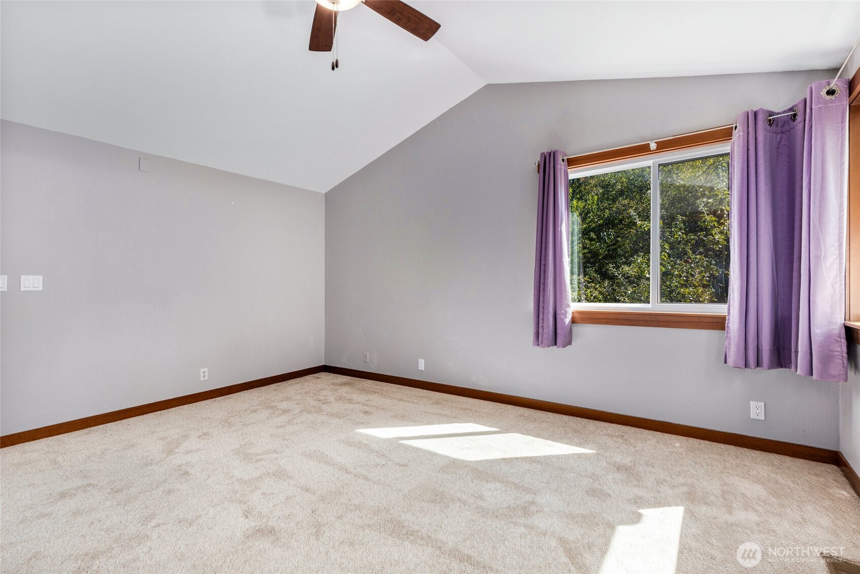 833 15th Court Property Photo 20