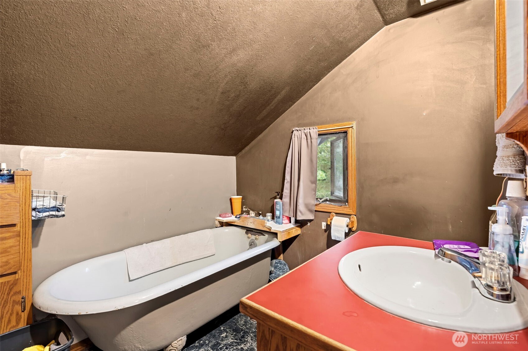 612 E Summa Street Property Photo 19