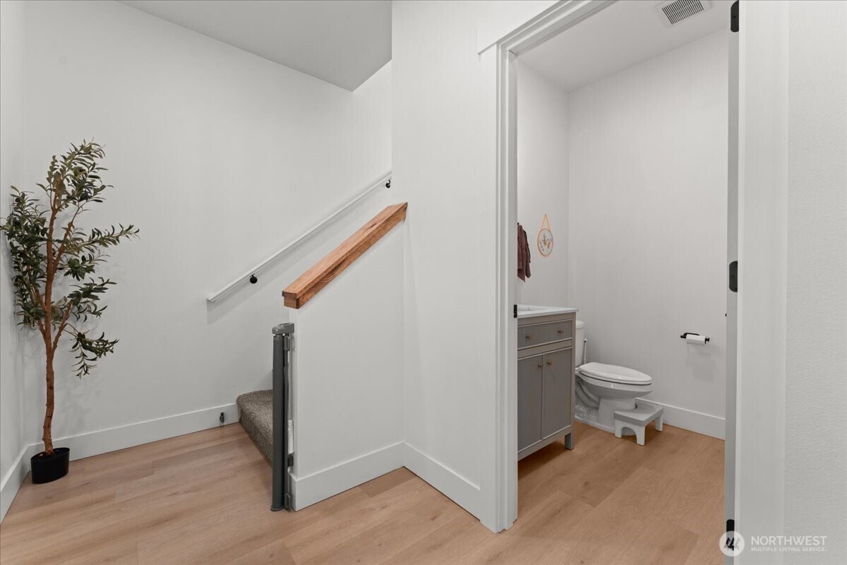 108 David Dean Drive Property Photo 6