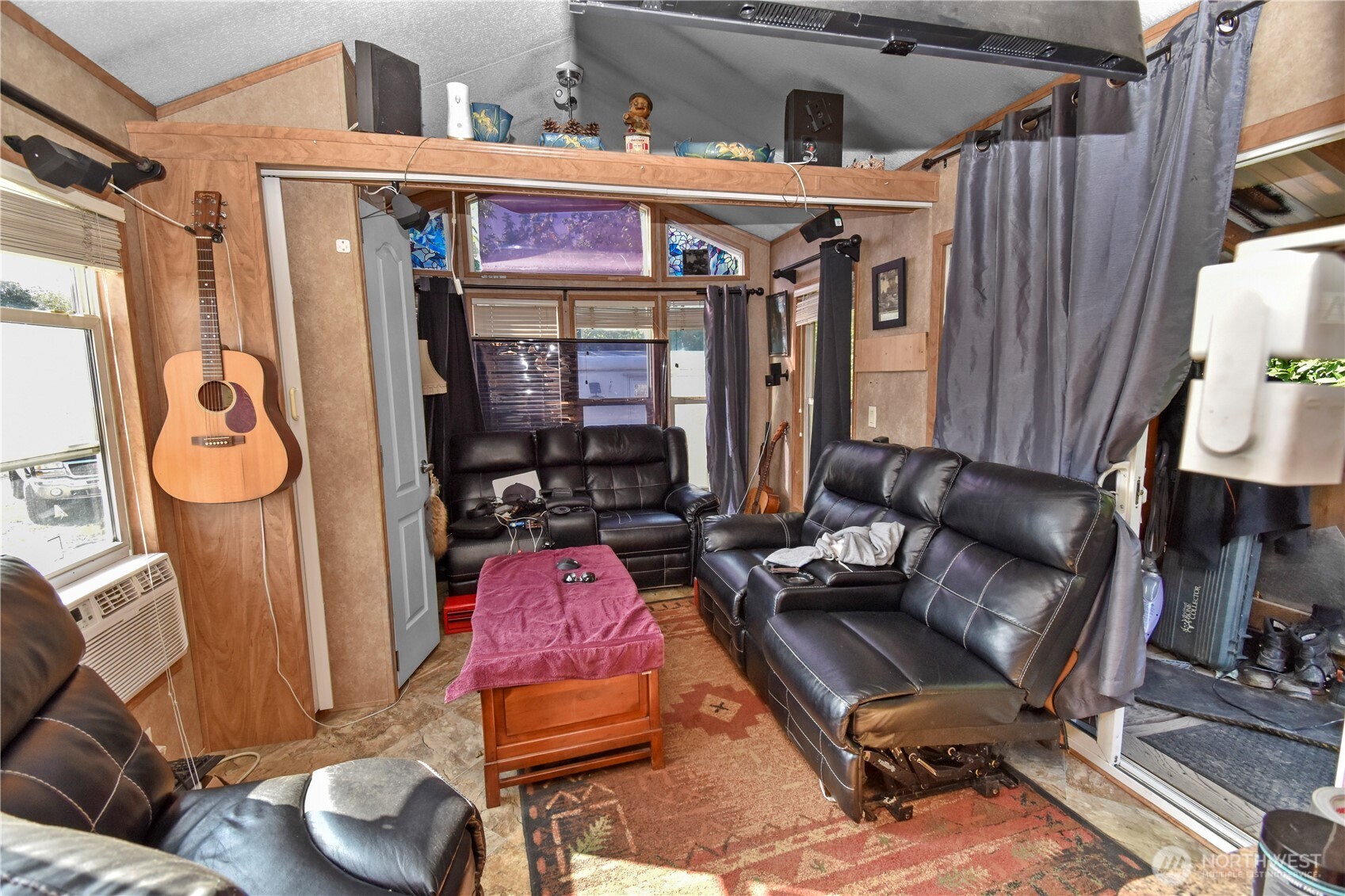 36305 Cape Horn Road Property Photo 10