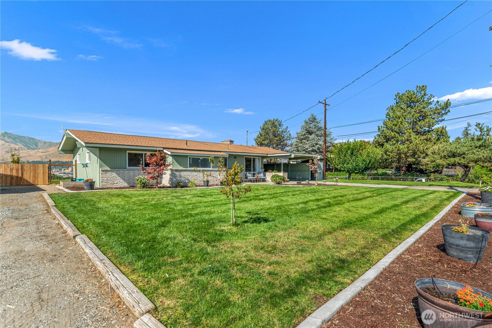 1226 N Ashland Avenue Property Photo 39