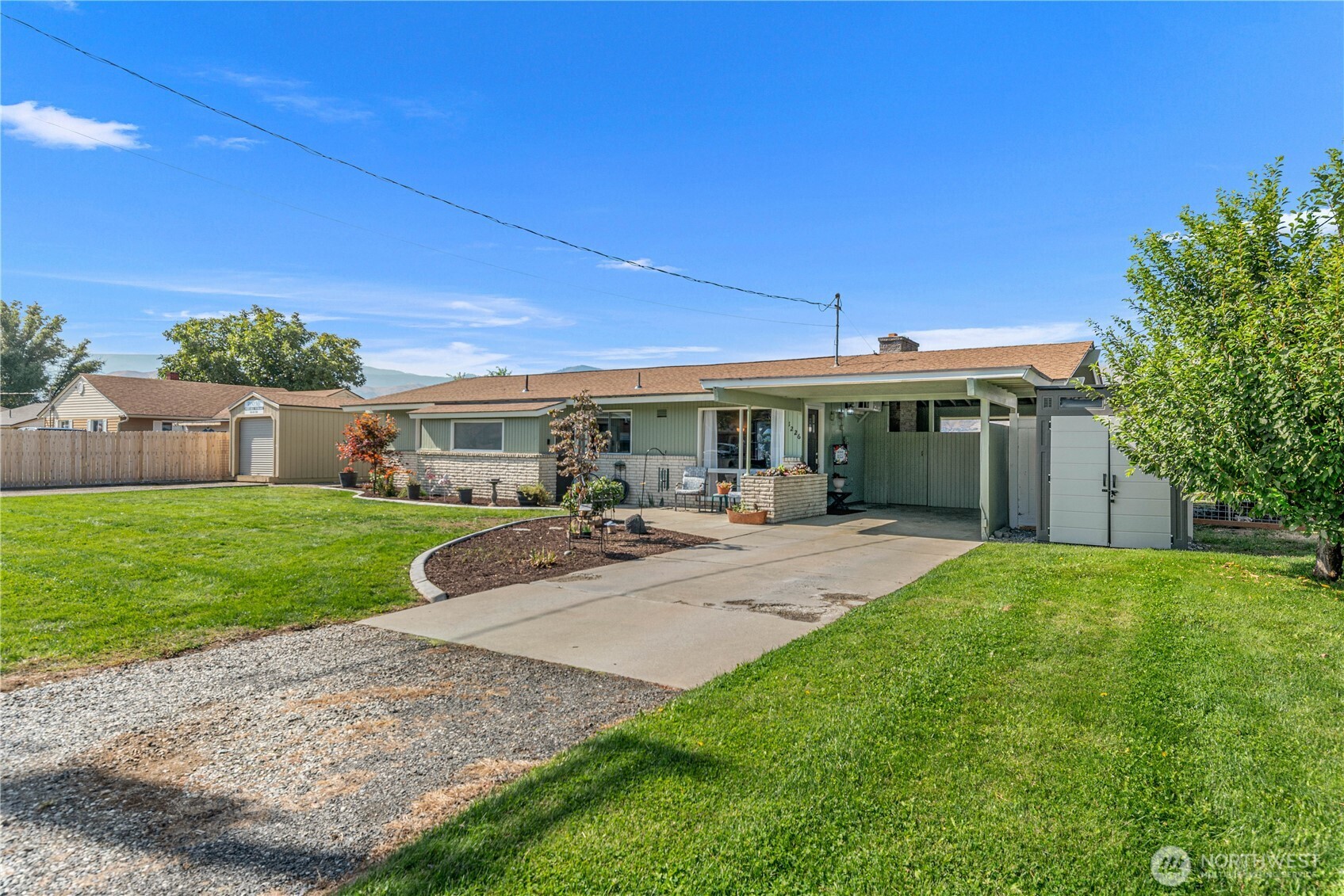 1226 N Ashland Avenue Property Photo 40