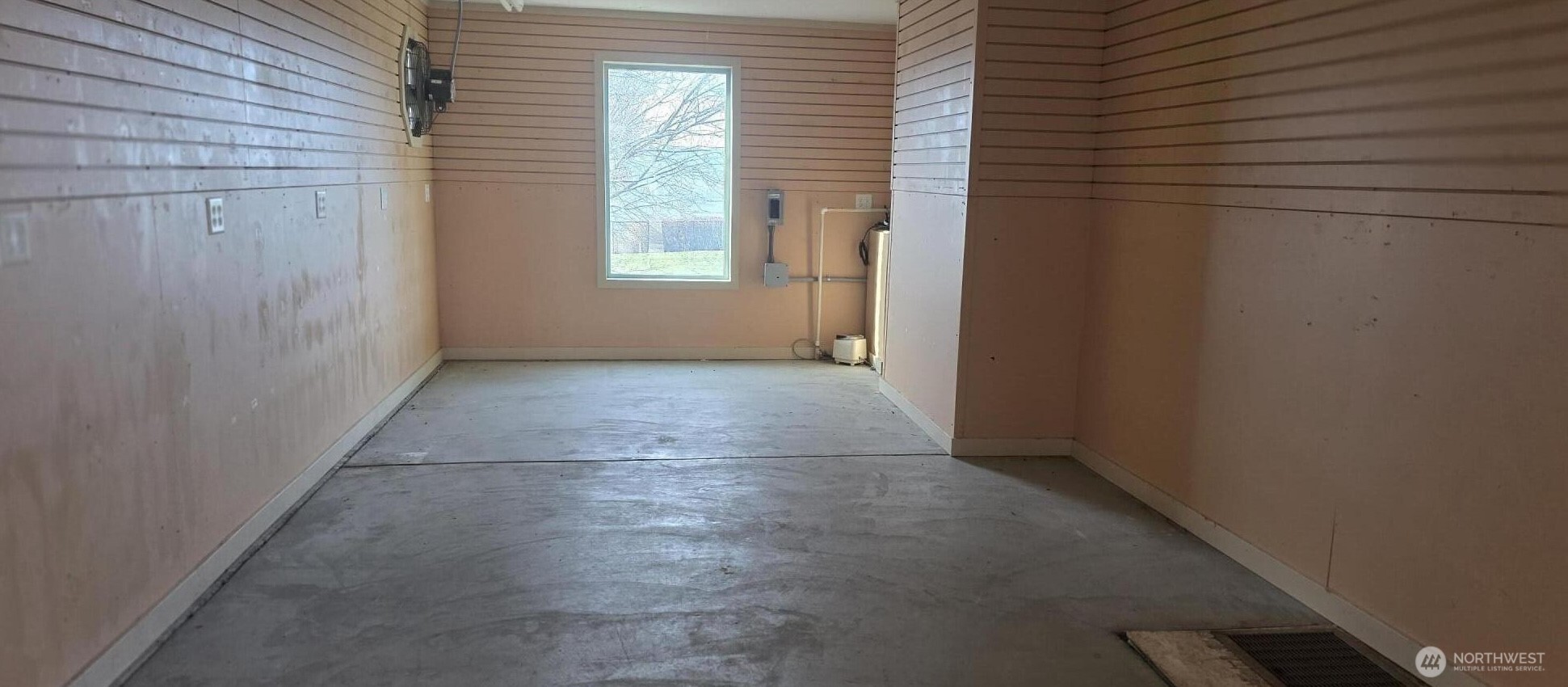 8601 Scenic Drive Property Photo 7