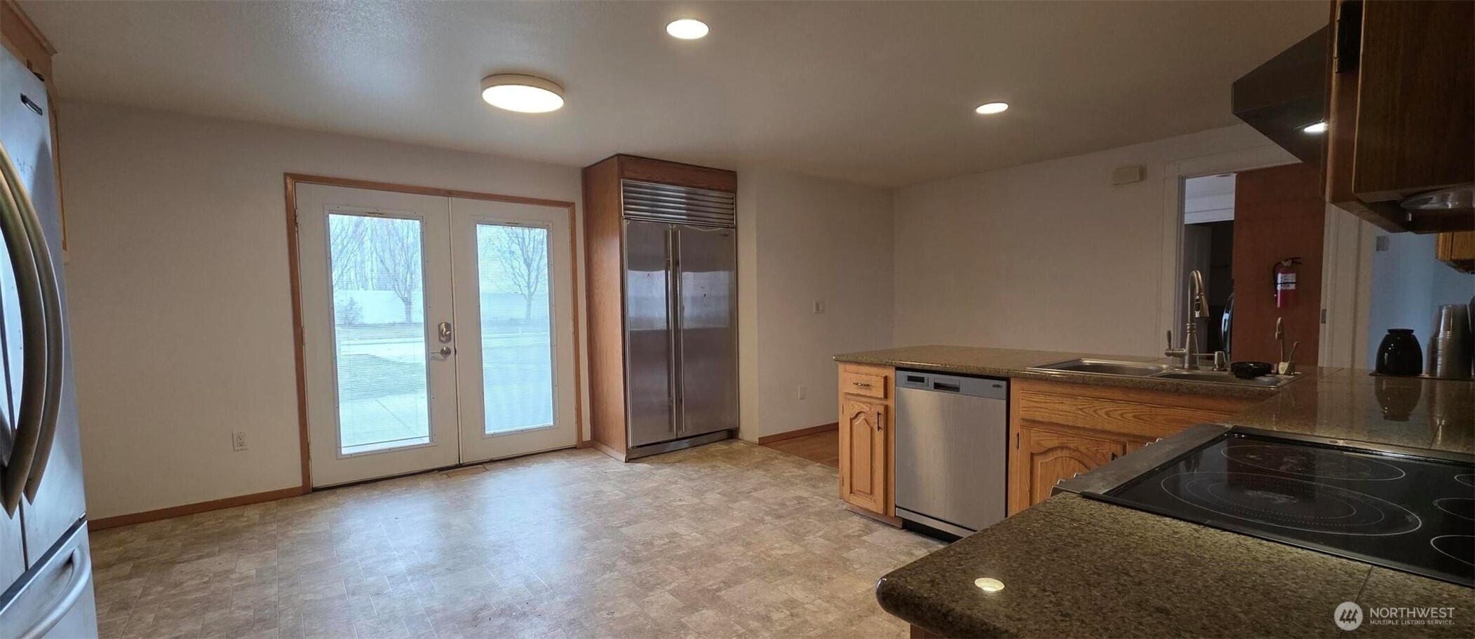 8601 Scenic Drive Property Photo 18
