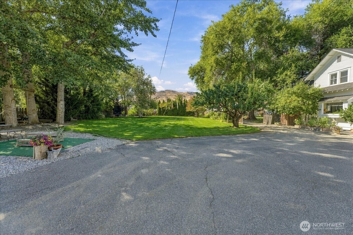 1217 Pershing Street Property Photo 31
