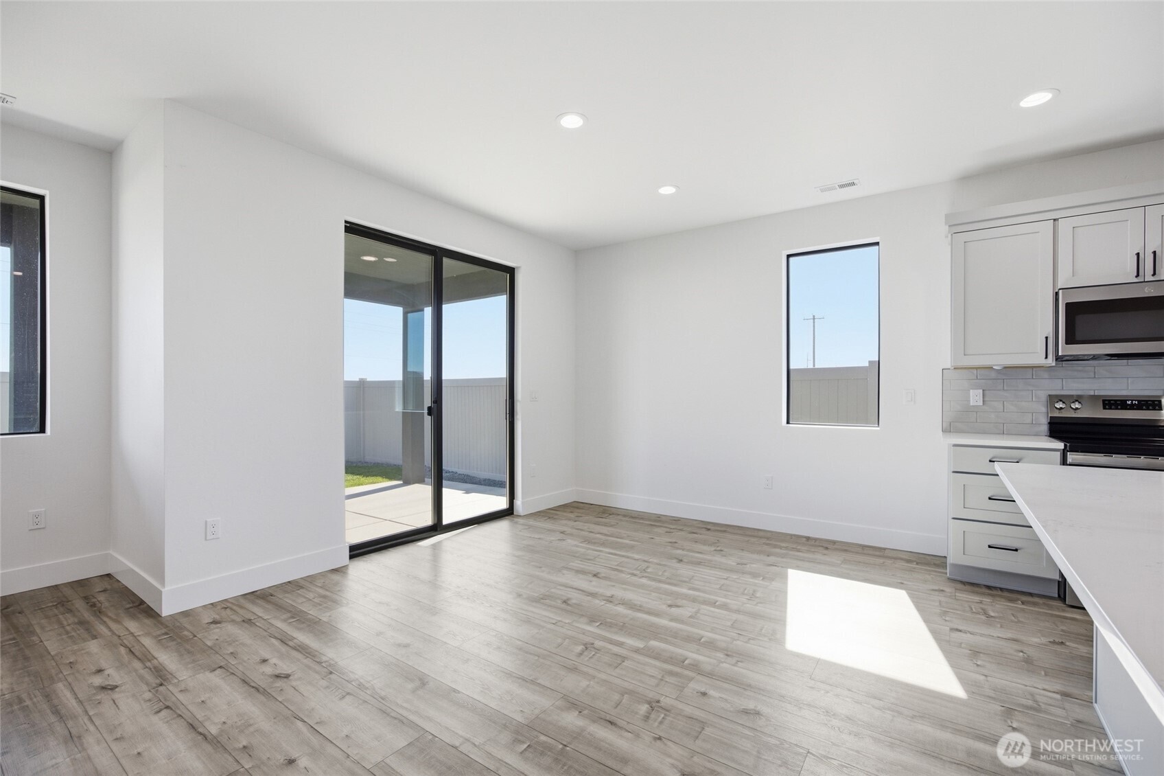 930 L Street Property Photo 22