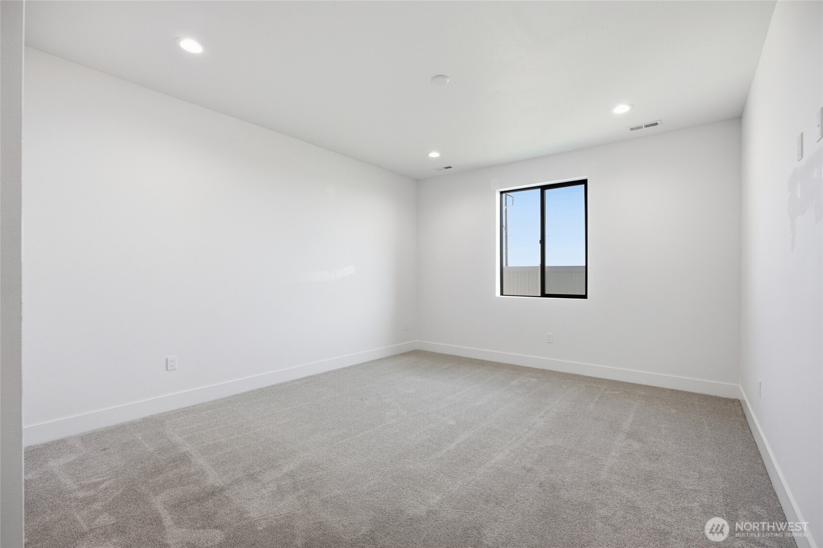 930 L Street Property Photo 23