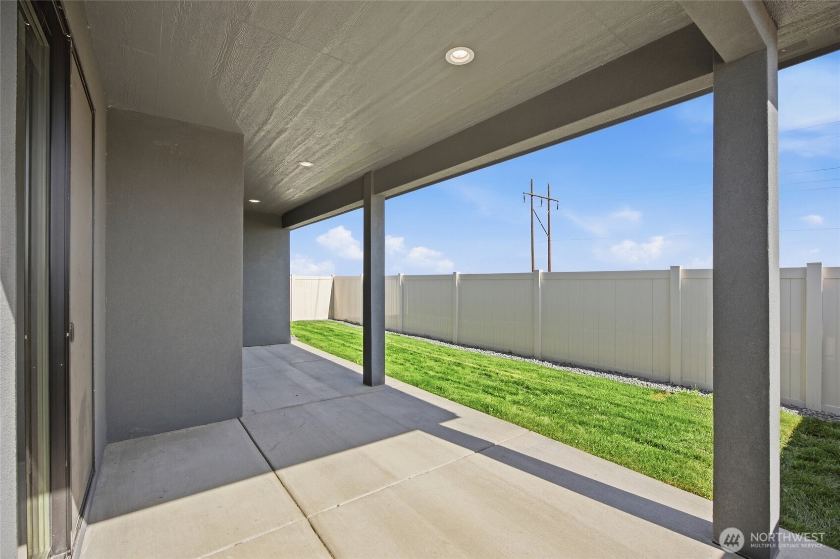 930 L Street Property Photo 32