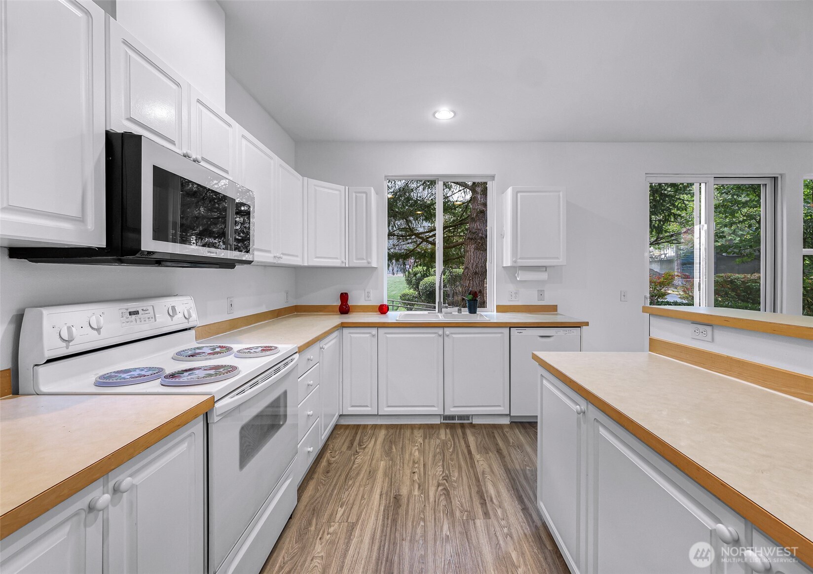 14007 69th Drive P4 Property Photo 10