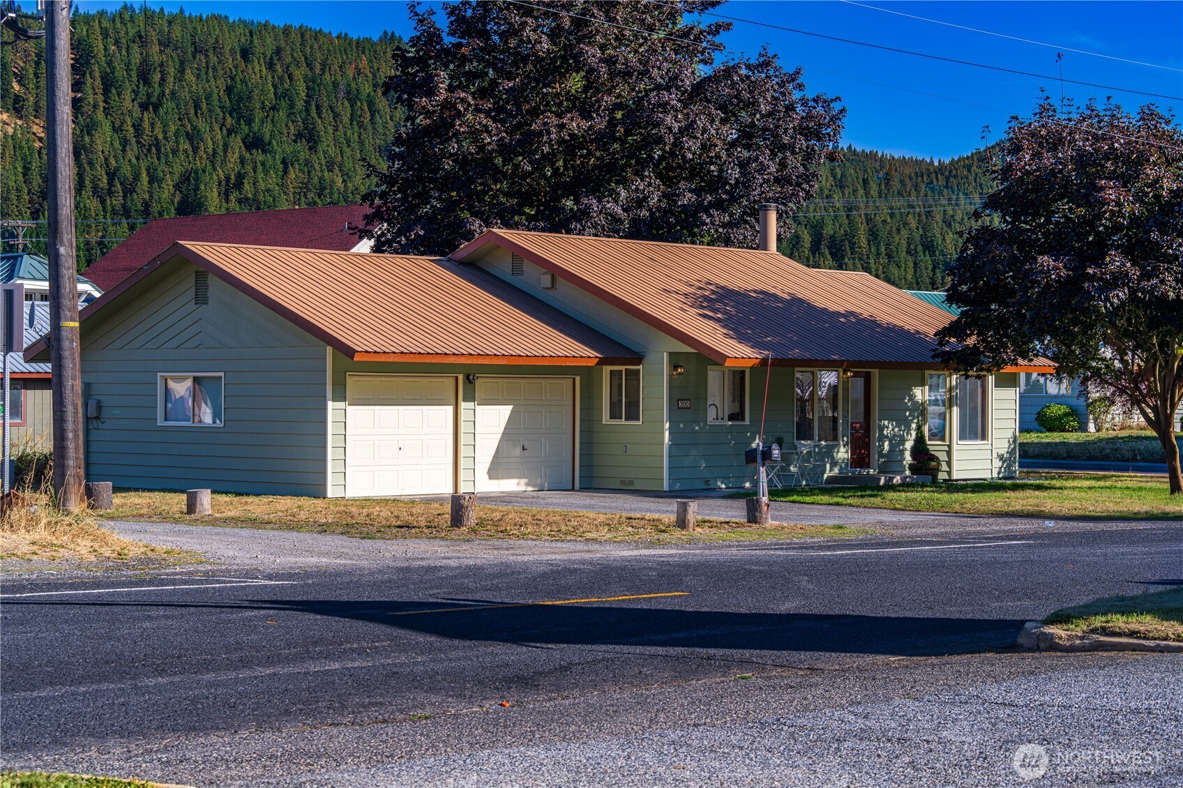 200 Central Avenue Property Photo 9