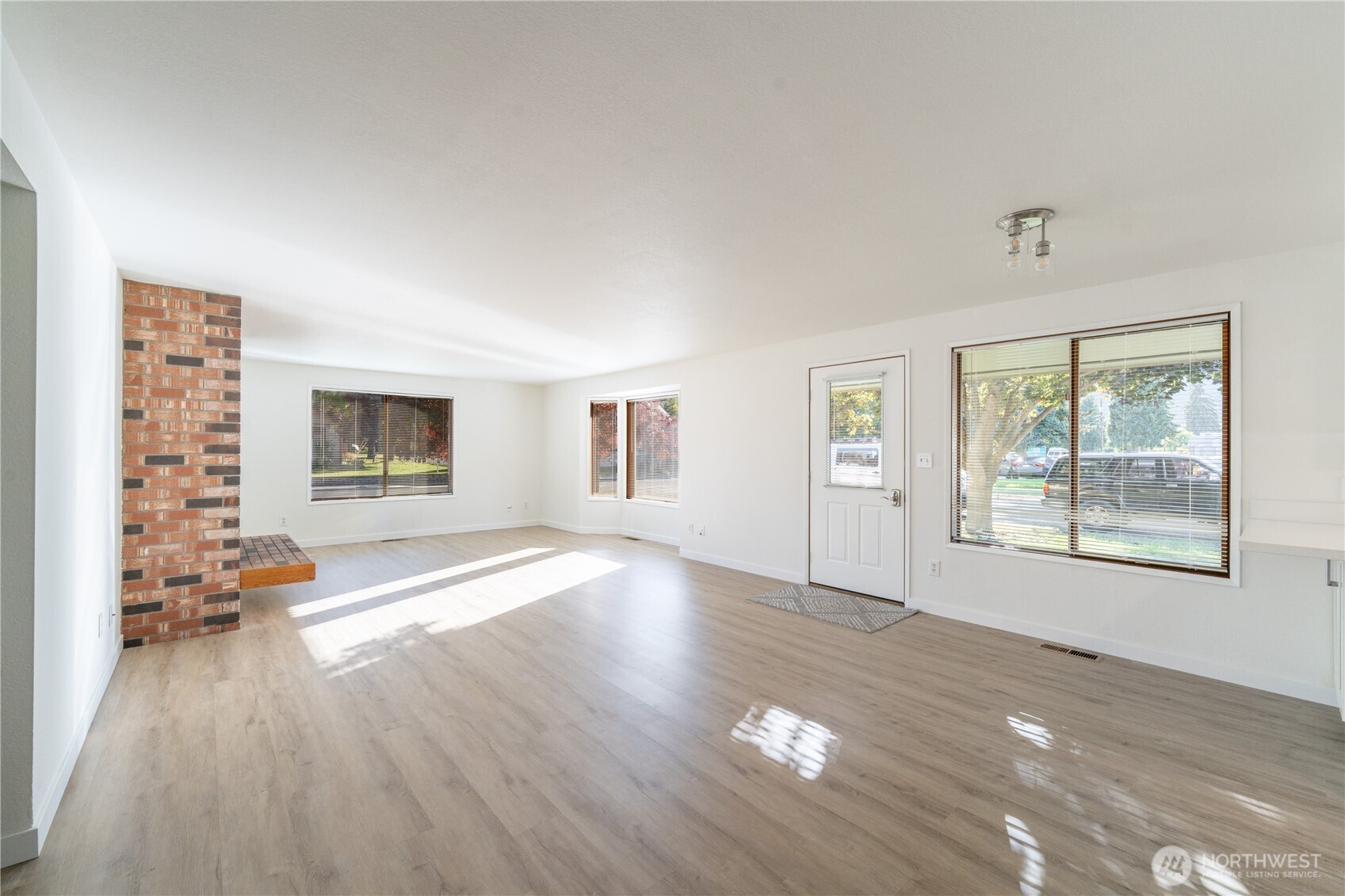 200 Central Avenue Property Photo 13