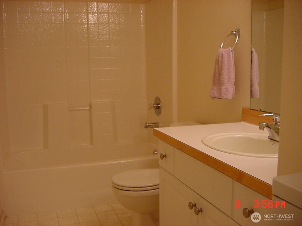 18621 Blueberry Lane B308 Property Photo 5