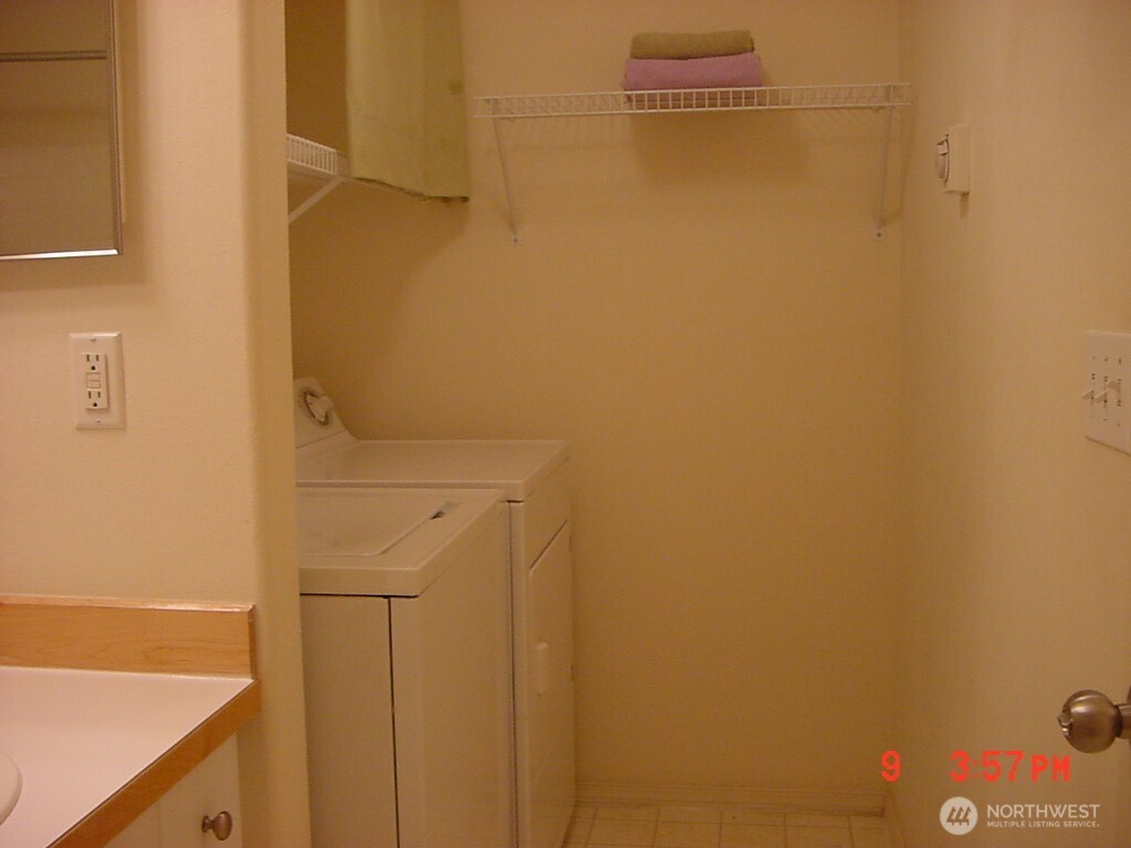 18621 Blueberry Lane B308 Property Photo 6