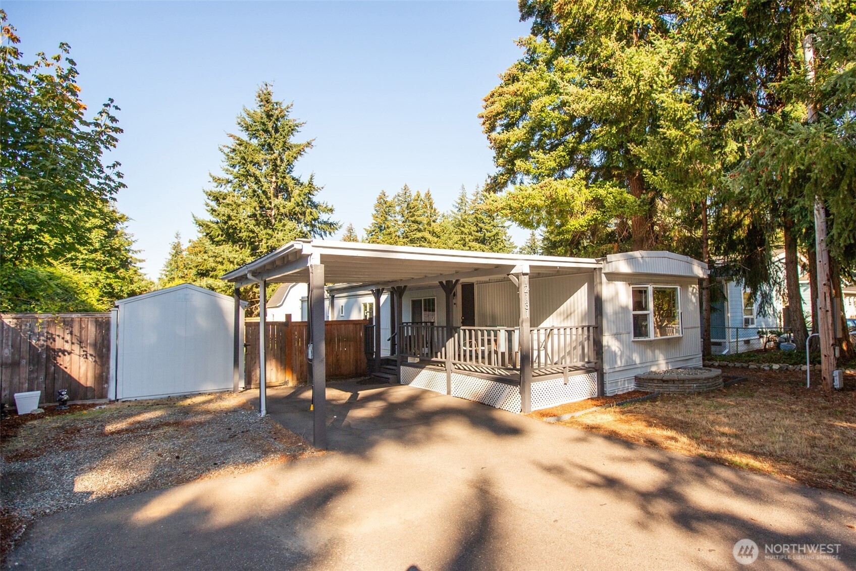 12131 Sanford Street Property Photo 1