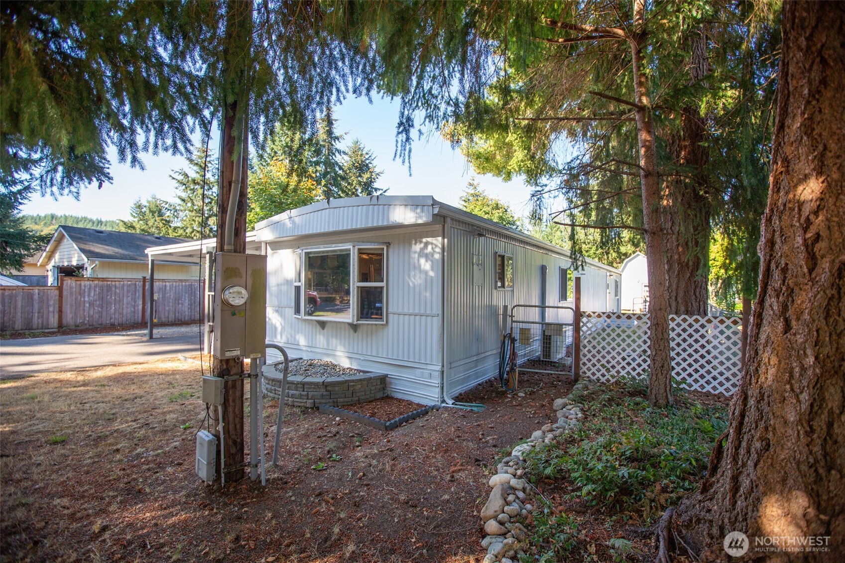 12131 Sanford Street Property Photo 23