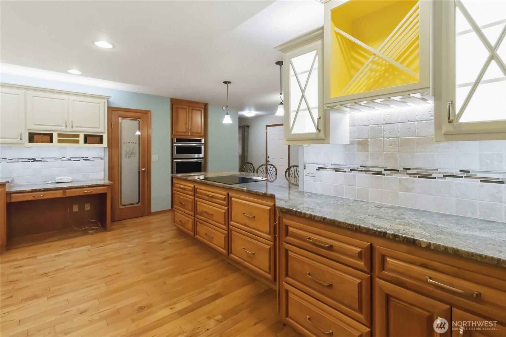 117 Sandy Boulevard Property Photo 7