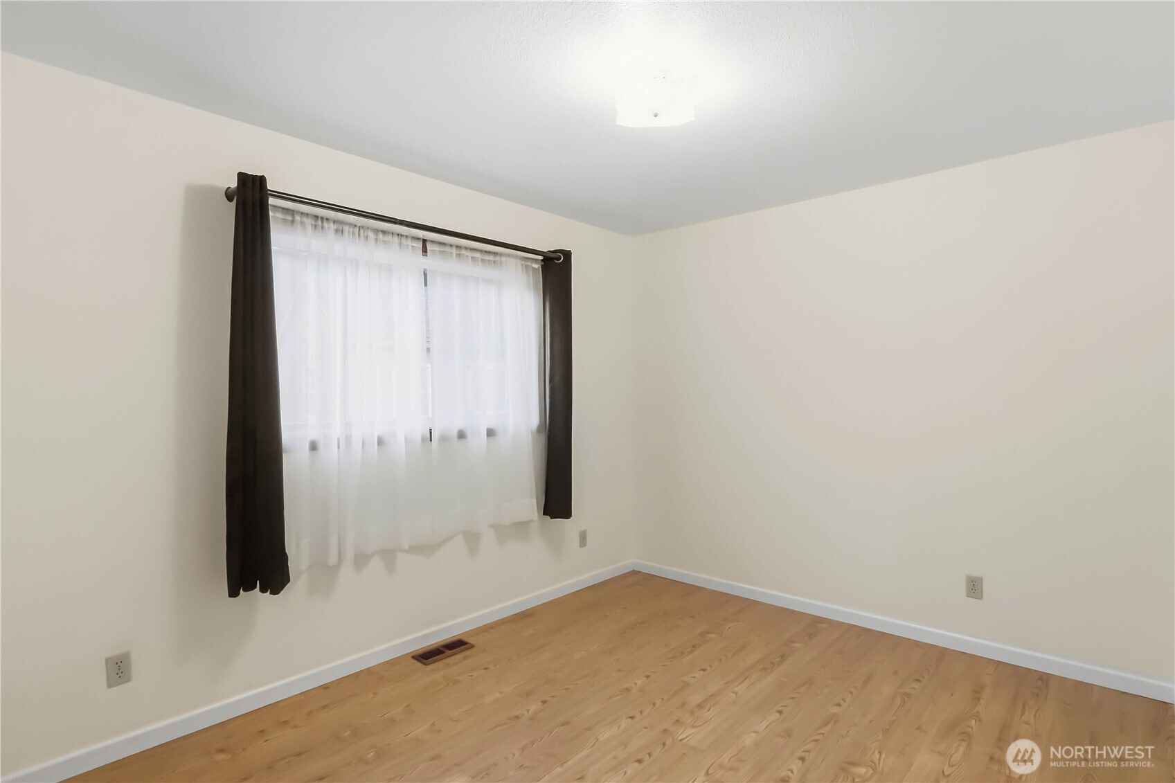 117 Sandy Boulevard Property Photo 23