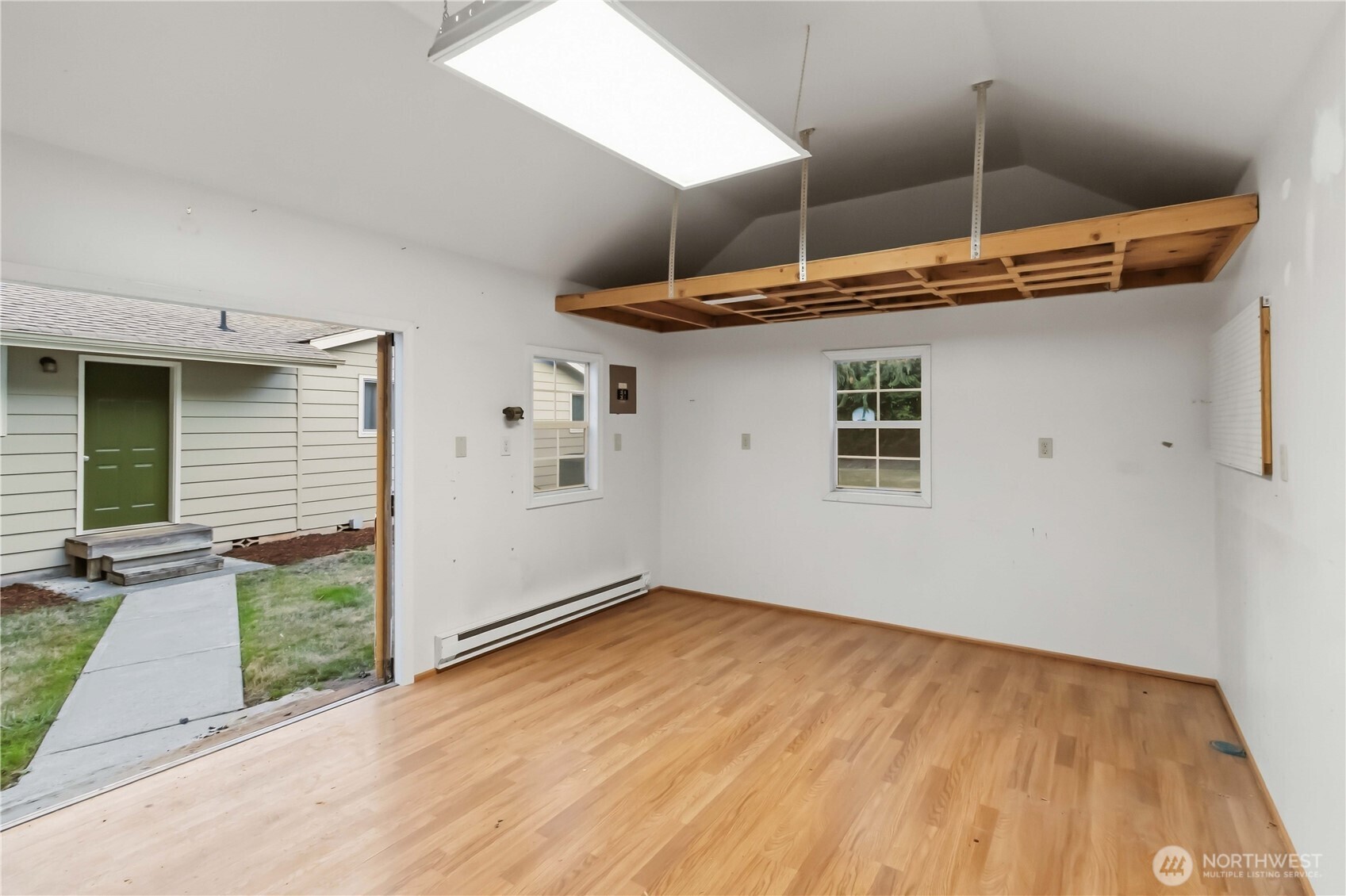 117 Sandy Boulevard Property Photo 30