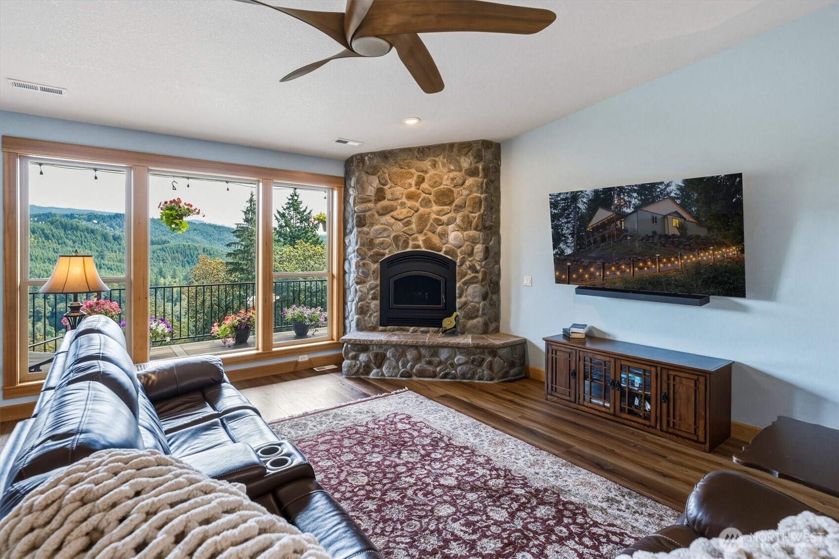 650 Agate Creek Drive Property Photo 14
