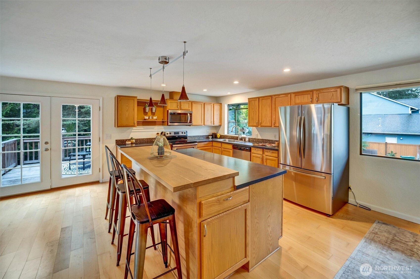 13732 A Corliss Avenue Property Photo 10