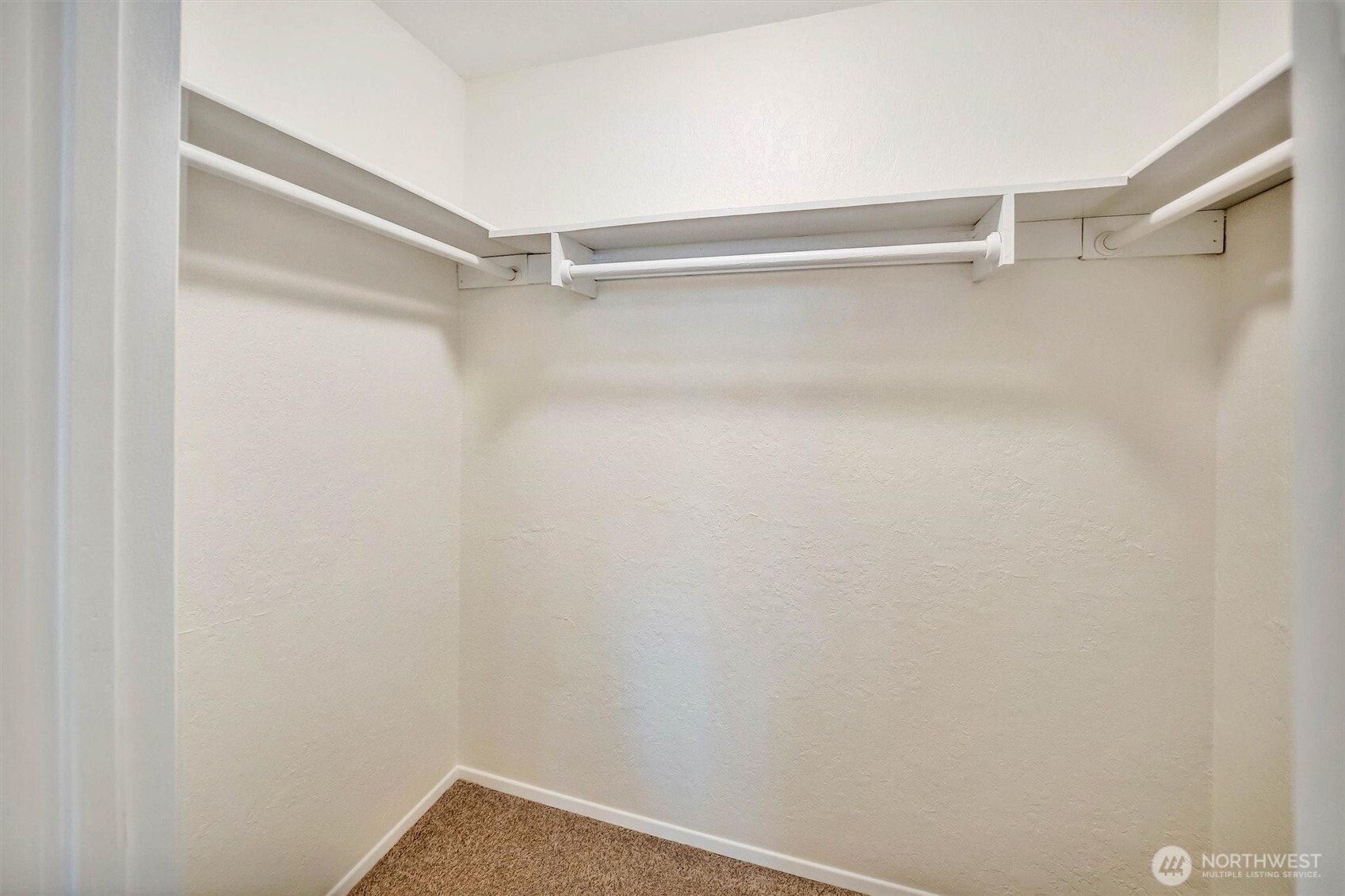 13732 A Corliss Avenue Property Photo 19