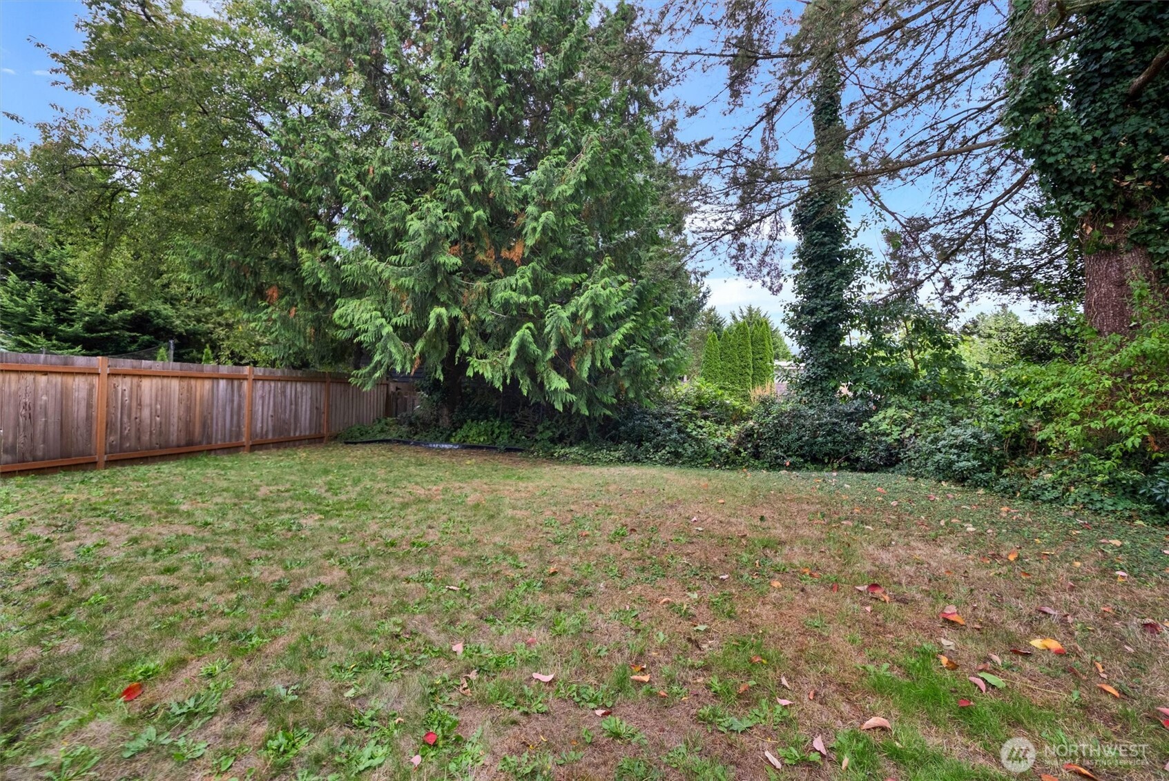 13732 A Corliss Avenue Property Photo 30