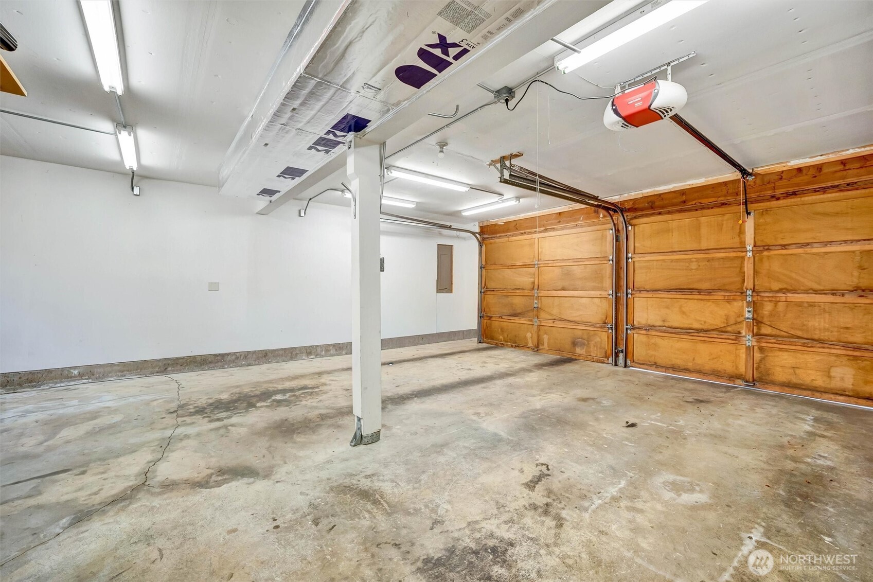 13732 A Corliss Avenue Property Photo 31