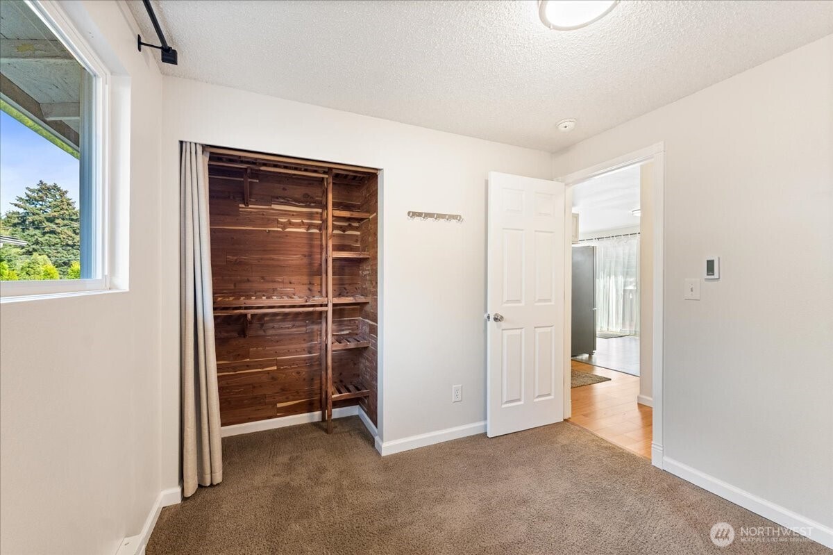 1351 S Highland Avenue Property Photo 26
