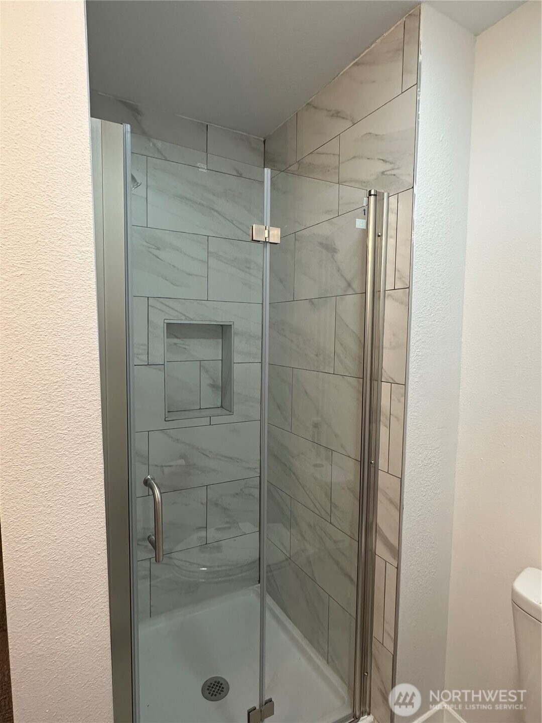 324 Park Avenue Property Photo 16