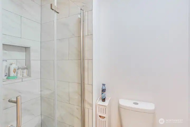324 Park Avenue Property Photo 20
