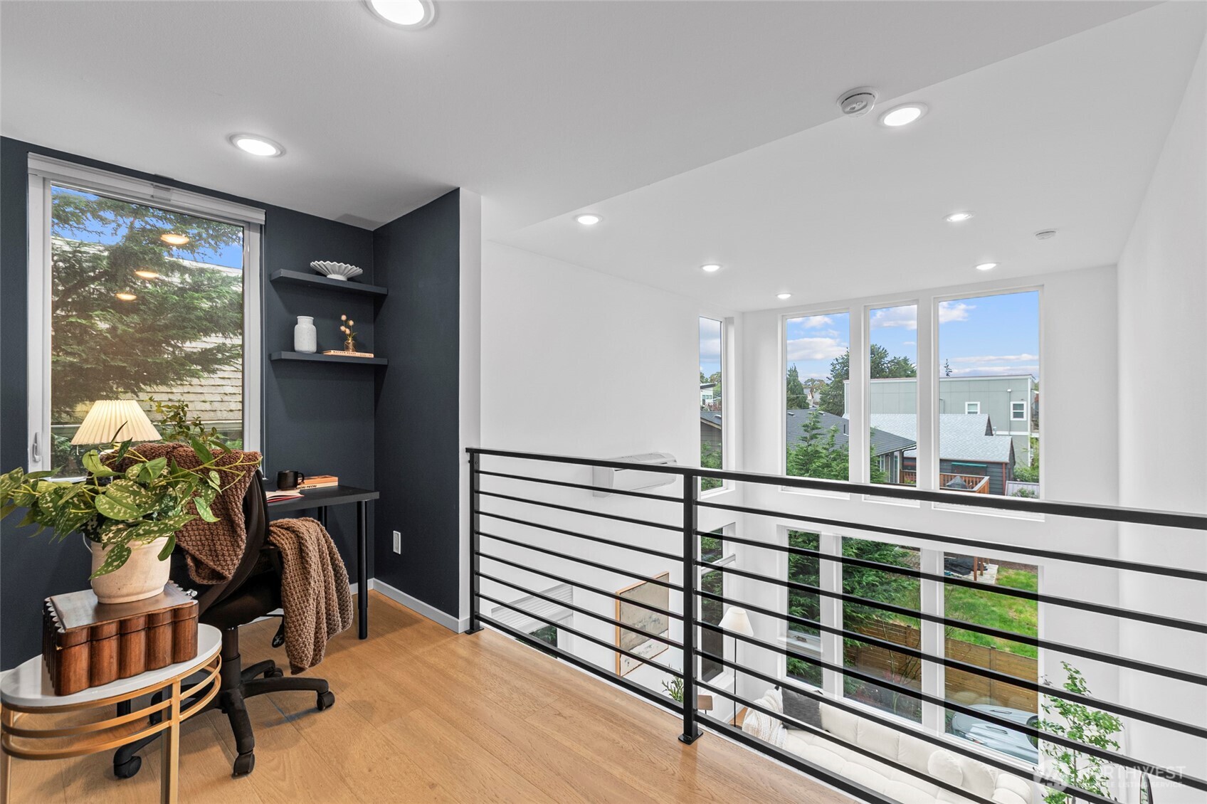 2612 E Yesler Way Property Photo 20