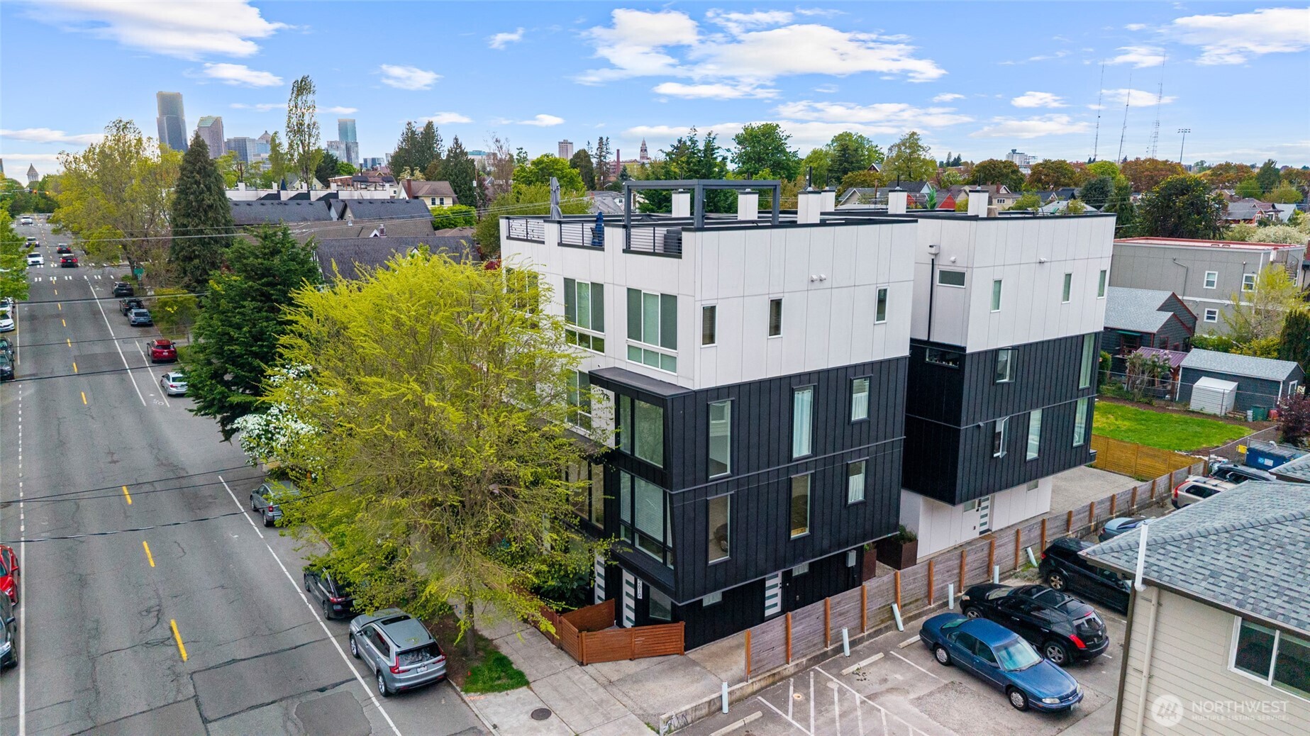 2612 E Yesler Way Property Photo 31