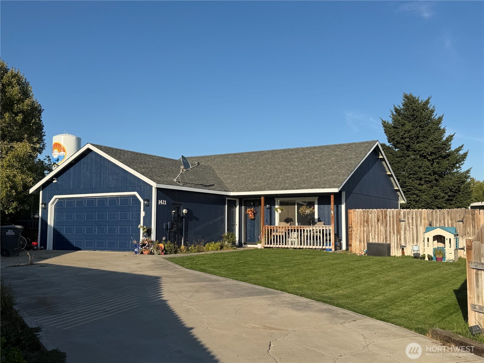 1421 S Cougar Drive Property Photo 1